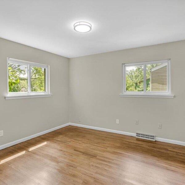 164900  | 3368 Suncrest Avenue, Breckenridge Hills MO 63114