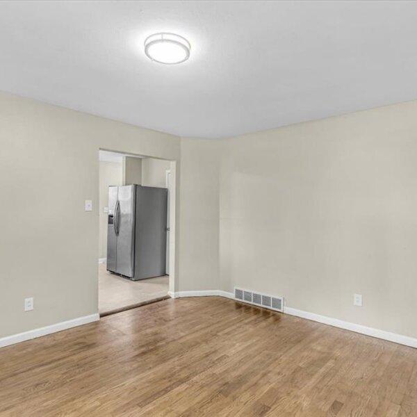 164900  | 3368 Suncrest Avenue, Breckenridge Hills MO 63114