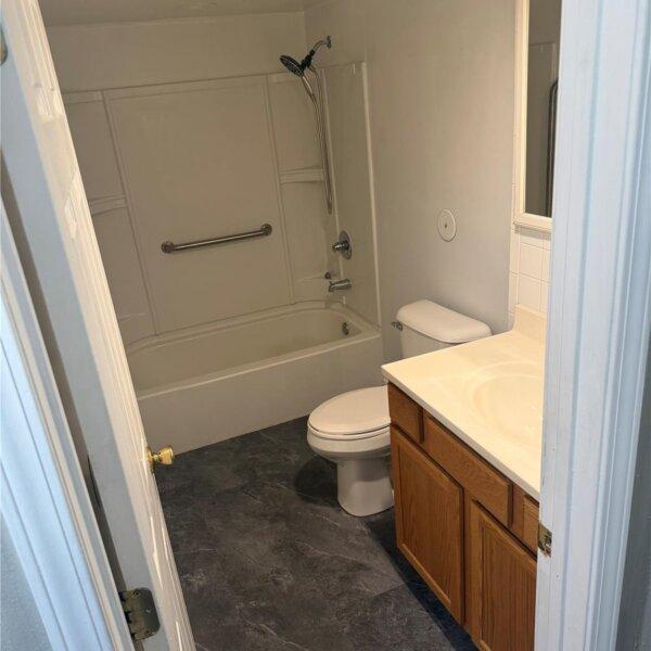 344000 | 2449 S Old Highway 141, Fenton MO 63026