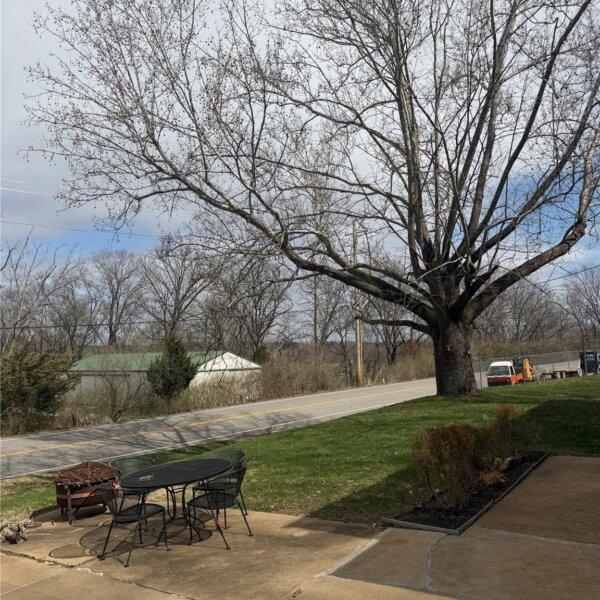 344000 | 2449 S Old Highway 141, Fenton MO 63026