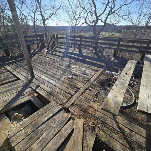 125000 | 8490 Red Bud Ln, Dittmer, MO 63023