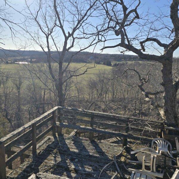 125000 | 8490 Red Bud Ln, Dittmer, MO 63023