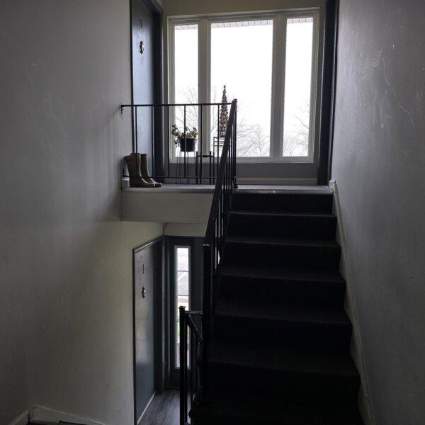 375000 | 2 Bruce Dr., St. Louis MO 63031