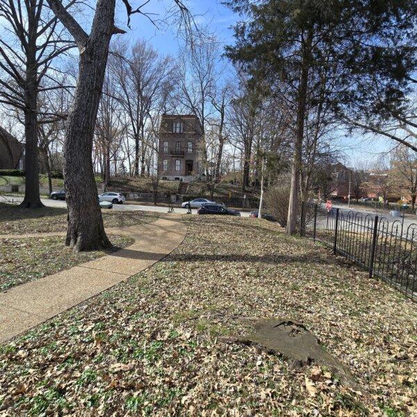 799500 | 2332 S 13th St., St. Louis, MO 63104