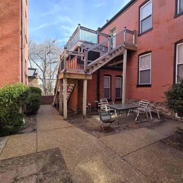 799500 | 2332 S 13th St., St. Louis, MO 63104