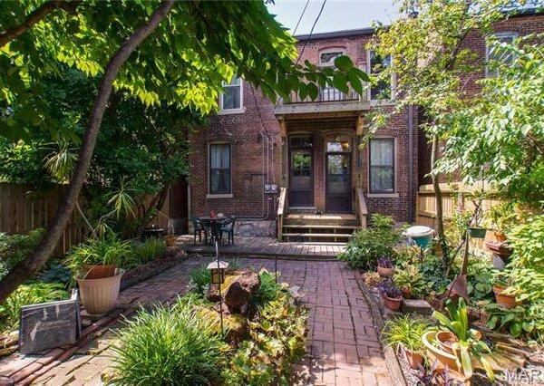 339000 | 2843 Accomac St., St Louis MO 63104