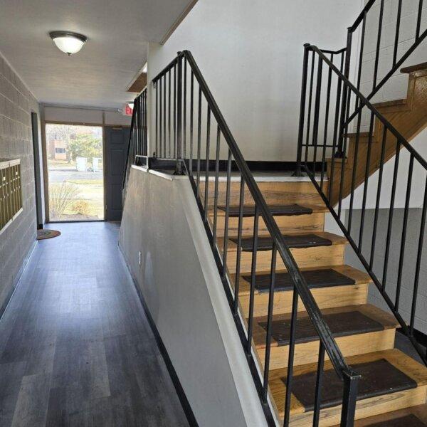 375000 | 1 Bruce Dr., St. Louis MO 63031