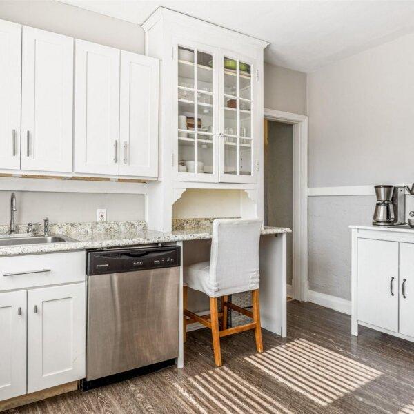 495000 | 1210 S Newstead Avenue, St Louis MO 63110