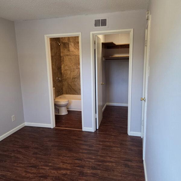 1200000 | 7420 Commonwealth Ave.,  Maplewood, MO 63143