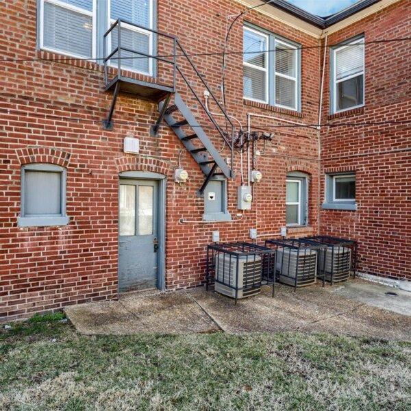 495000 | 1210 S Newstead Avenue, St Louis MO 63110
