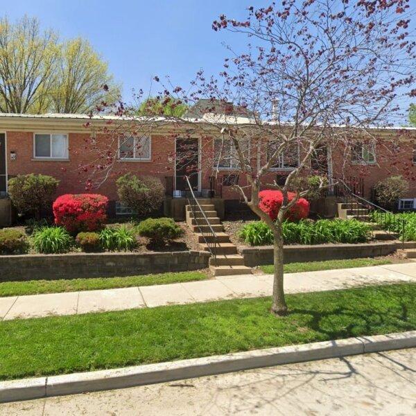 1200000 | 7420 Commonwealth Ave.,  Maplewood, MO 63143